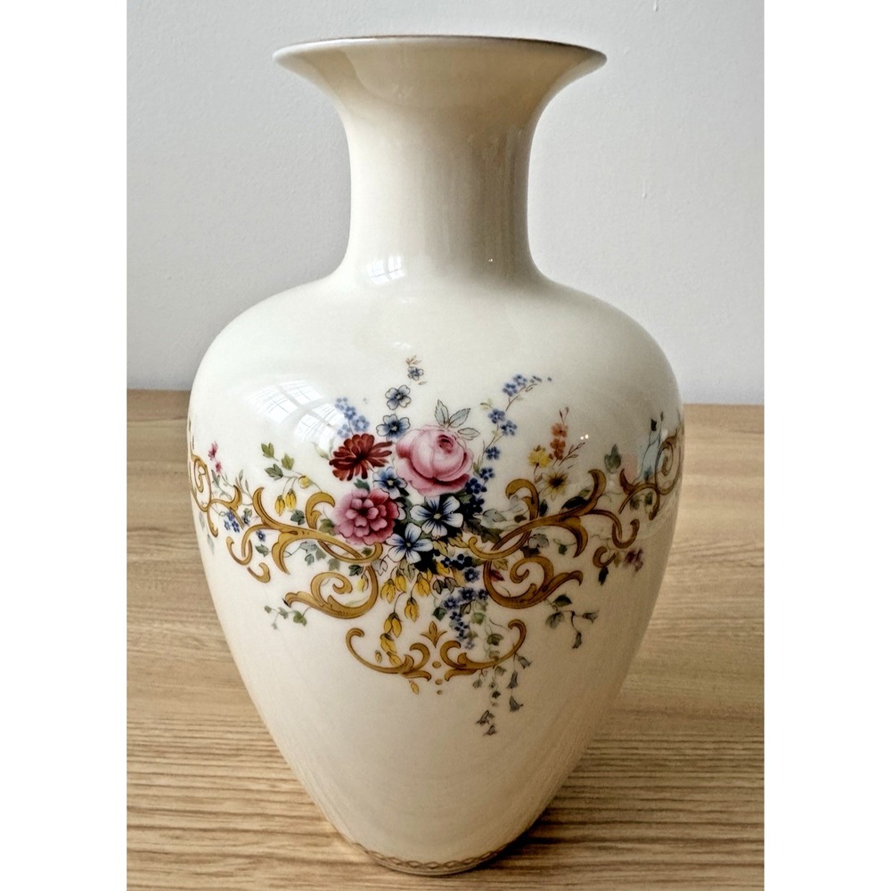Vintage Lenox Queen's Garden 9.5" Vase Floral Porcelain 24K Gold USA